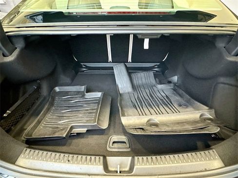 Certified 2025 Mercedes-Benz E 350 4MATIC Sedan image 28