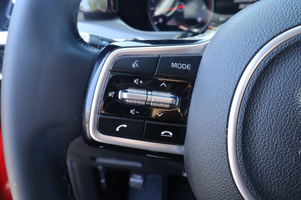 Used 2022 Kia Sorento S FWD image 22