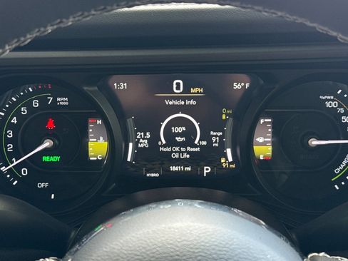 Used 2025 Jeep Wrangler Unlimited Sahara w/ Safety Group image 29