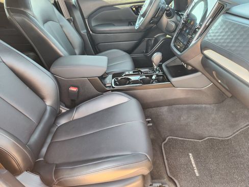 Used 2026 Subaru Forester Limited AWD/4WD image 14