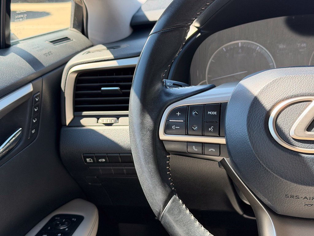 Used 2019 Lexus RX 350L AWD w/ Accessory Package image 9