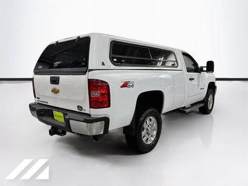 Used 2012 Chevrolet Silverado 2500 LT w/ Interior Plus Package AWD/4WD image 5