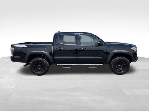 Used 2022 Toyota Tacoma TRD Off-Road w/ Technology Package RWD image 6