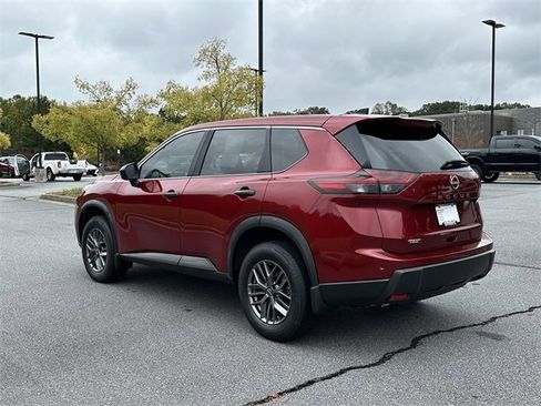 Certified 2025 Nissan Rogue S image 16