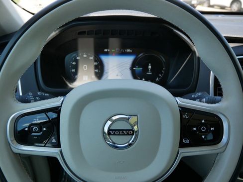 Used 2022 Volvo XC90 T8 Inscription w/ Advanced Package AWD/4WD image 25