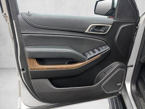 Used 2019 GMC Yukon Denali w/ Denali Ultimate Package image 13