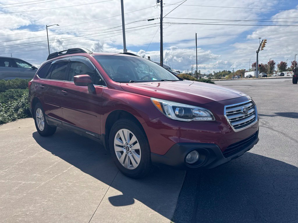 Used 2016 Subaru Outback 2.5i Premium AWD/4WD image 3