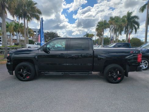 Used 2018 Chevrolet Silverado 1500 LTZ Z71 w/ Redline Edition image 8