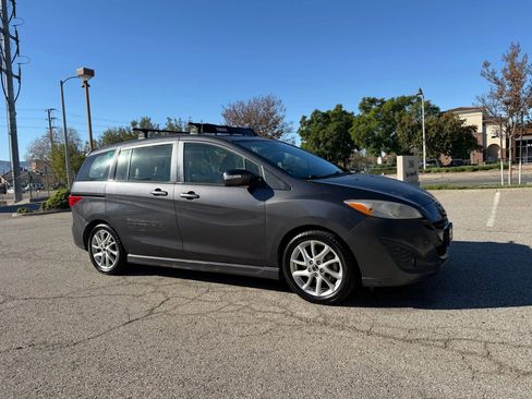 Used 2013 MAZDA MAZDA5 Touring image 5