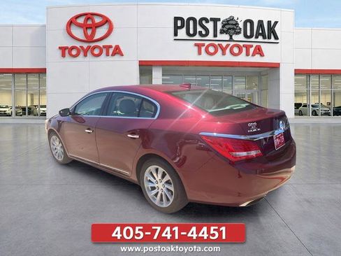 Used 2016 Buick LaCrosse FWD image 5
