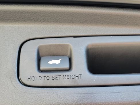 Certified 2025 Honda CR-V EX-L image 10