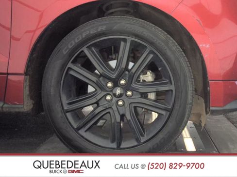 Used 2020 Ford Edge ST-Line image 10