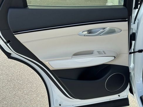 New 2026 Genesis GV70 2.5T Advanced image 22