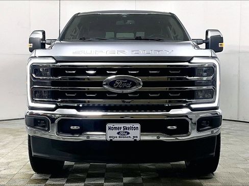Used 2024 Ford F250 Lariat w/ Lariat Ultimate Package AWD/4WD image 3