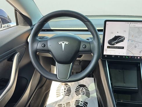 Used 2019 Tesla Model 3 Standard Range Plus RWD image 10