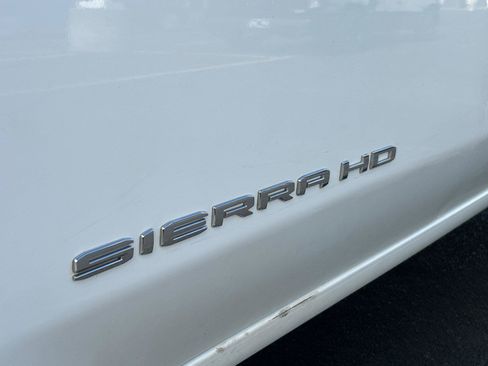 Used 2024 GMC Sierra 2500 SLT AWD/4WD image 10