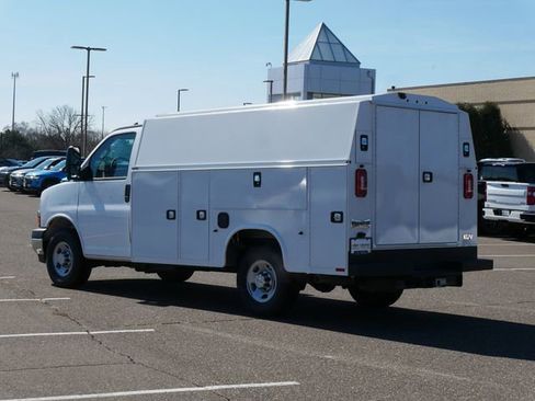 New 2026 Chevrolet Express 3500 w/ Power Convenience Package RWD image 5