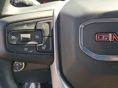 Used 2026 GMC Sierra 1500 SLT AWD/4WD image 20
