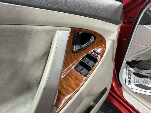 Used 2009 Toyota Camry LE image 4