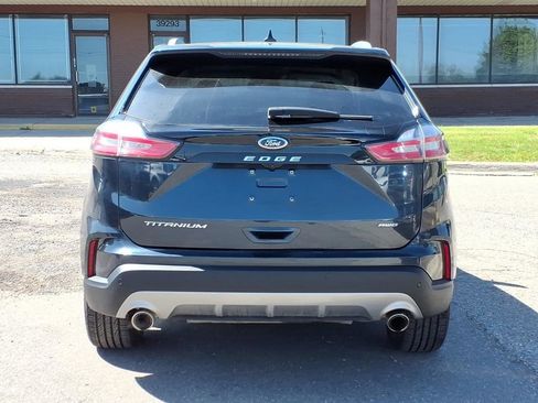 Used 2024 Ford Edge Titanium AWD/4WD image 4