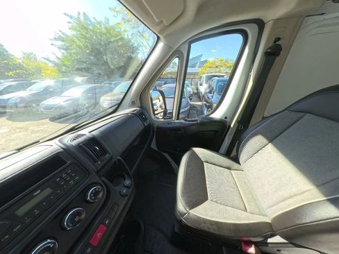 Used 2017 RAM ProMaster 1500 image 22