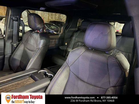 Used 2026 Toyota Sienna Limited AWD/4WD image 18