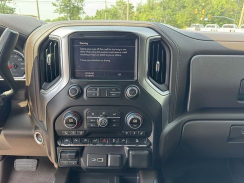 Used 2020 Chevrolet Silverado 1500 LTZ w/ LTZ Plus Package AWD/4WD image 23