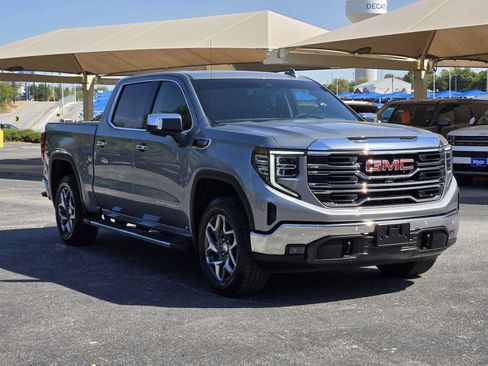 Certified 2024 GMC Sierra 1500 SLT AWD/4WD image 3