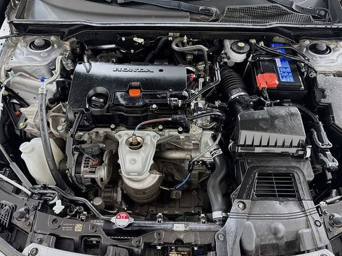 Used 2023 Honda Civic Sport image 19