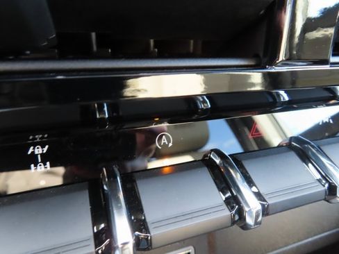 Certified 2024 Chevrolet Colorado ZR2 w/ ZR2 Bison Edition image 30