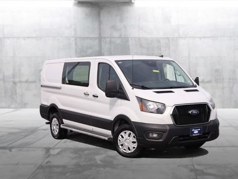 Used 2024 Ford Transit 250 Low Roof w/ Exterior Upgrade Package RWD image 2