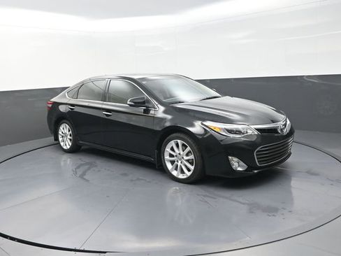 Used 2013 Toyota Avalon Limited image 6