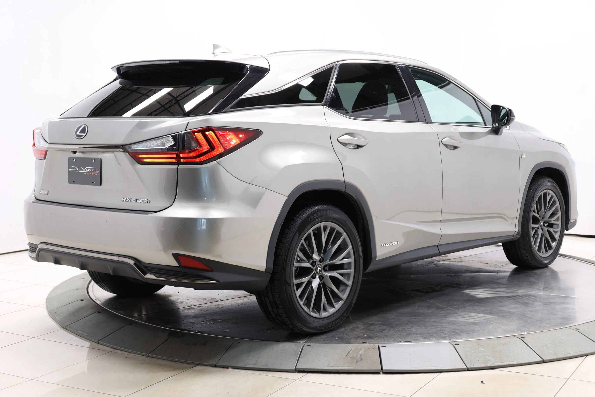 Used 2020 Lexus RX 450h F Sport w/ Accessory Package AWD/4WD image 4