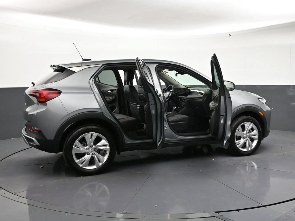 Used 2025 Buick Encore GX Preferred w/ Comfort Package AWD/4WD image 32