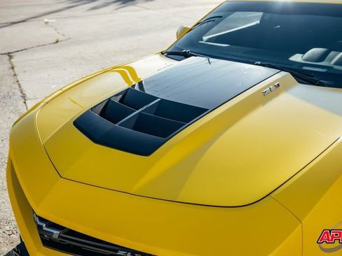 Used 2013 Chevrolet Camaro ZL1 image 15