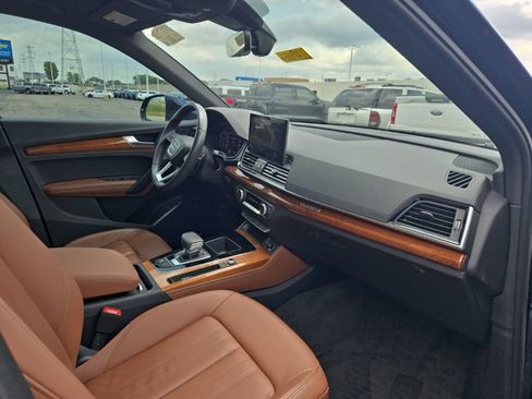 Used 2021 Audi Q5 2.0T Premium Plus w/ Premium Plus Package AWD/4WD image 15