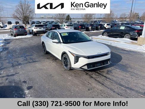 Certified 2025 Kia K4 EX image 7