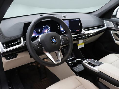 Used 2025 BMW X1 xDrive28i w/ Convenience Package image 13