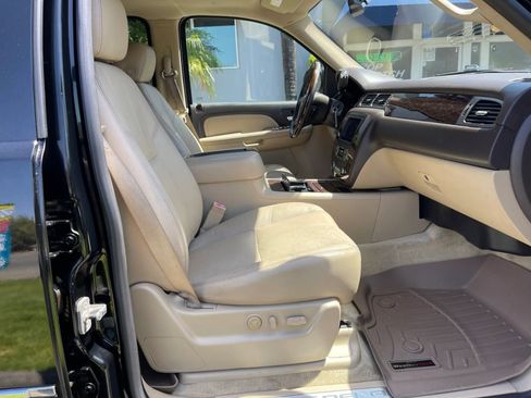 Used 2008 GMC Yukon XL Denali image 23