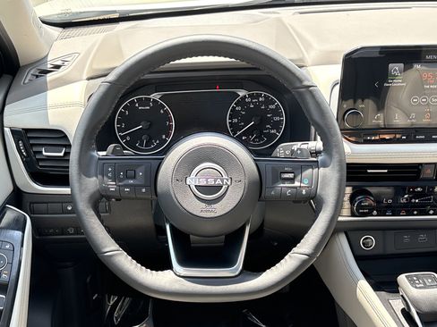Used 2023 Nissan Rogue SL w/ SL Premium Package AWD/4WD image 22
