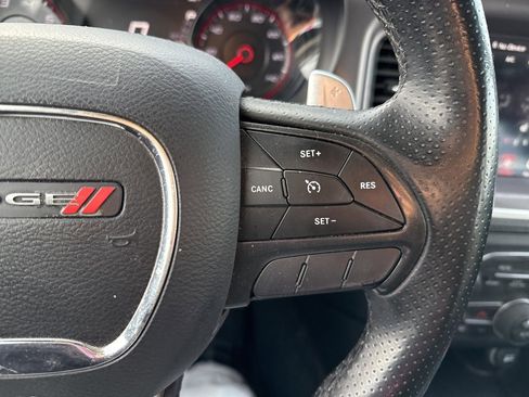 Used 2019 Dodge Charger GT image 11