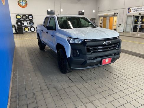 New 2026 Chevrolet Colorado W/T w/ WT Custom Package image 15