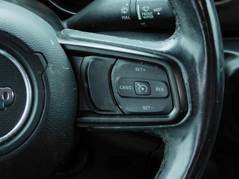 Used 2021 Jeep Wrangler Unlimited Sport image 17