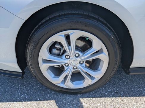 Used 2025 Honda Accord LX image 11