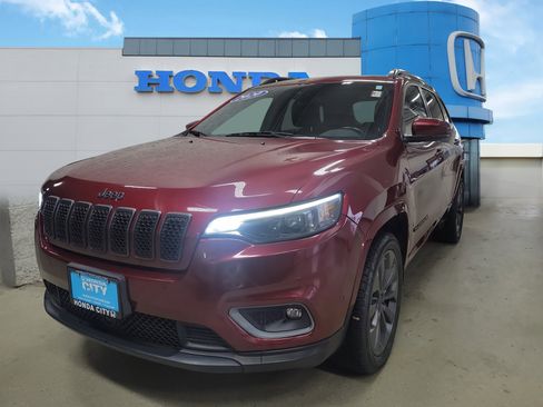 Used 2020 Jeep Cherokee High Altitude image 2