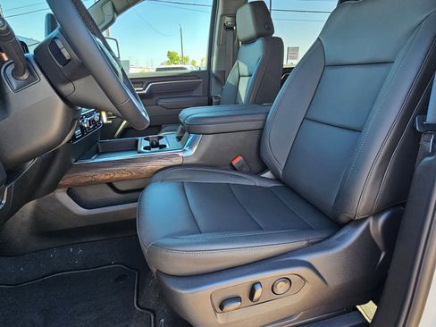 New 2026 GMC Sierra 2500 SLT w/ SLT Convenience Package image 22