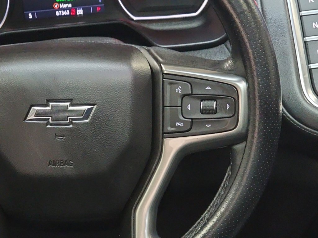 Used 2021 Chevrolet Tahoe Z71 w/ Luxury Package AWD/4WD image 21