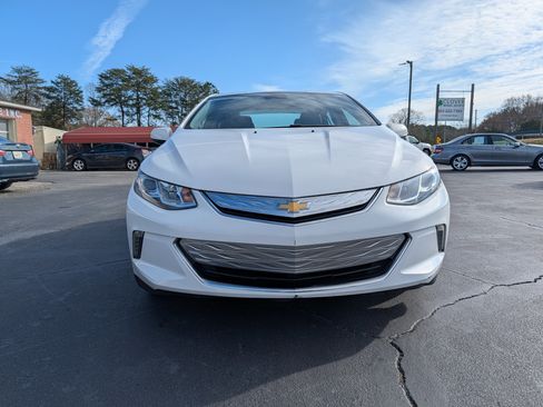 Used 2019 Chevrolet Volt LT w/ Power Convenience Package image 3