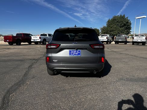 Used 2023 Ford Escape ST-Line w/ Tech Pack #1 FWD image 4