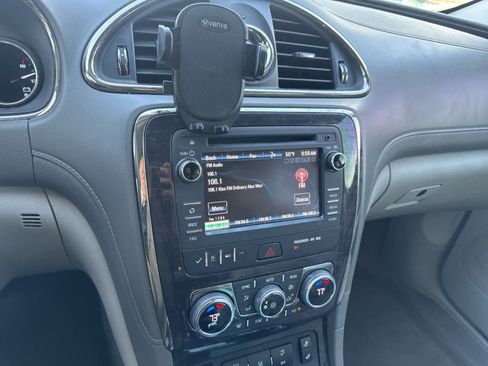 Used 2017 Buick Enclave Leather image 7